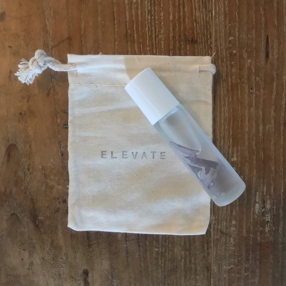 Essential oil blend - ELEVATE